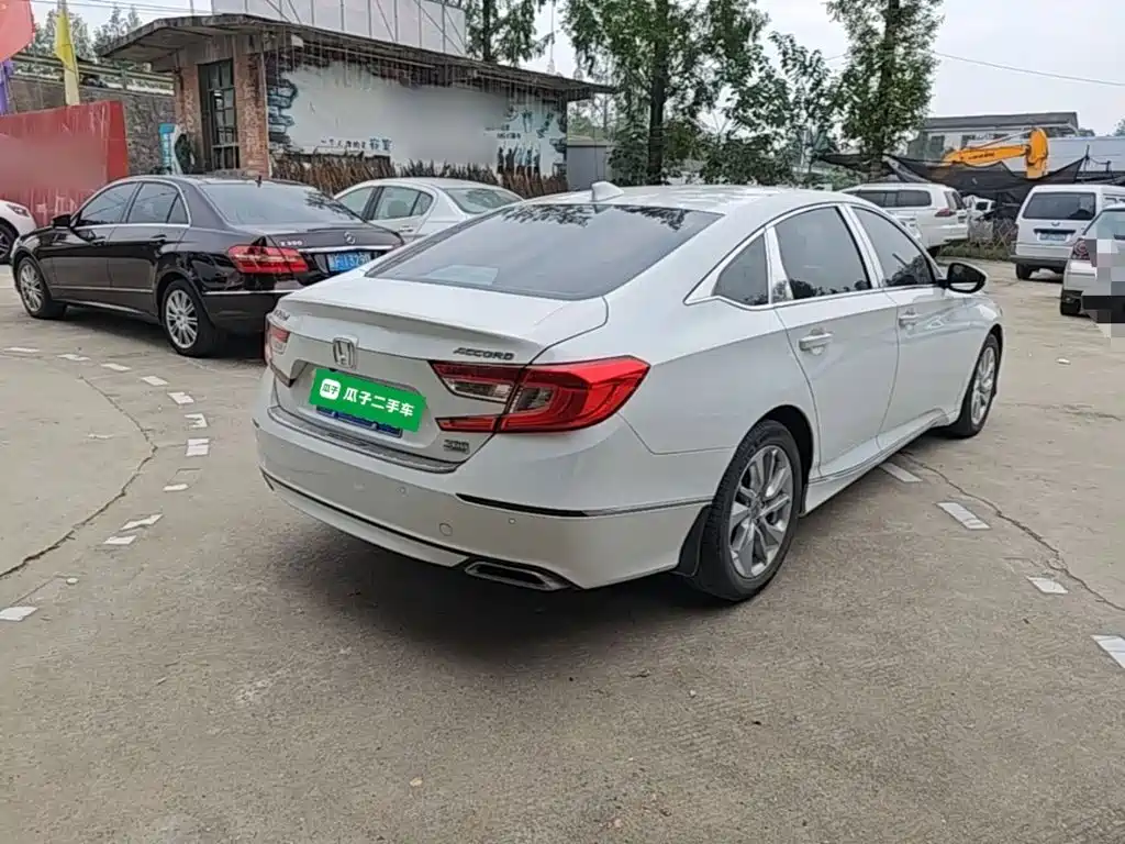 Honda Accord — миниатюра 7