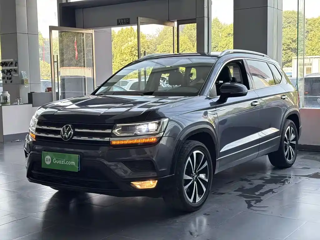 Volkswagen Tharu — миниатюра 2