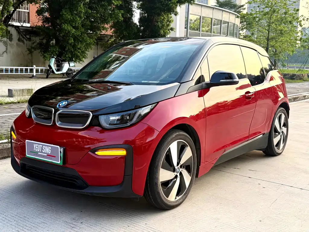 BMW i3 (Import)