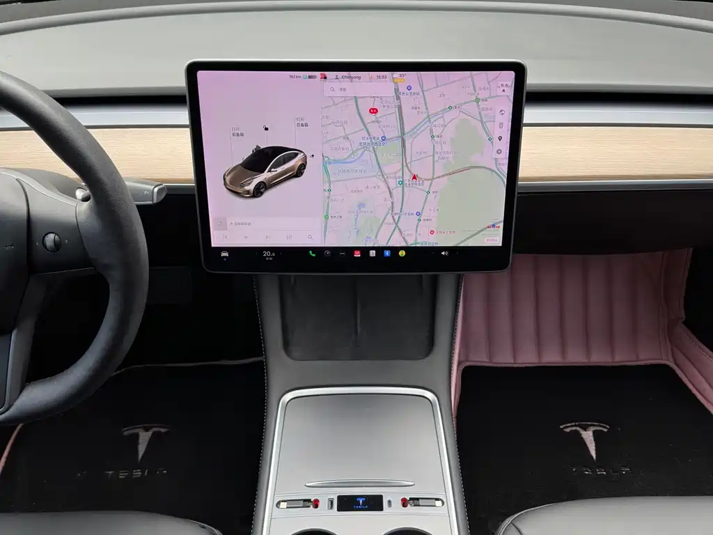 Tesla Model 3 — миниатюра 12