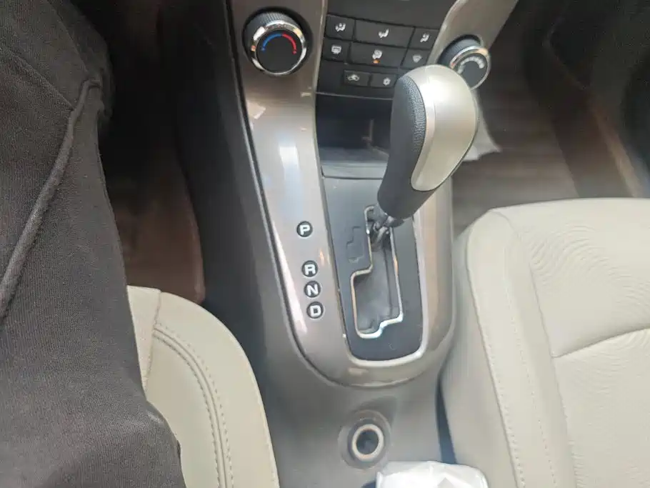 Chevrolet Cruze — миниатюра 16