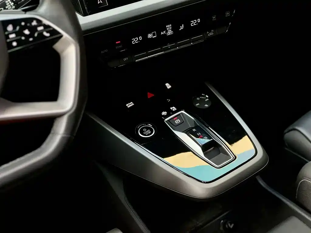 Audi Q5 e-tron — миниатюра 12
