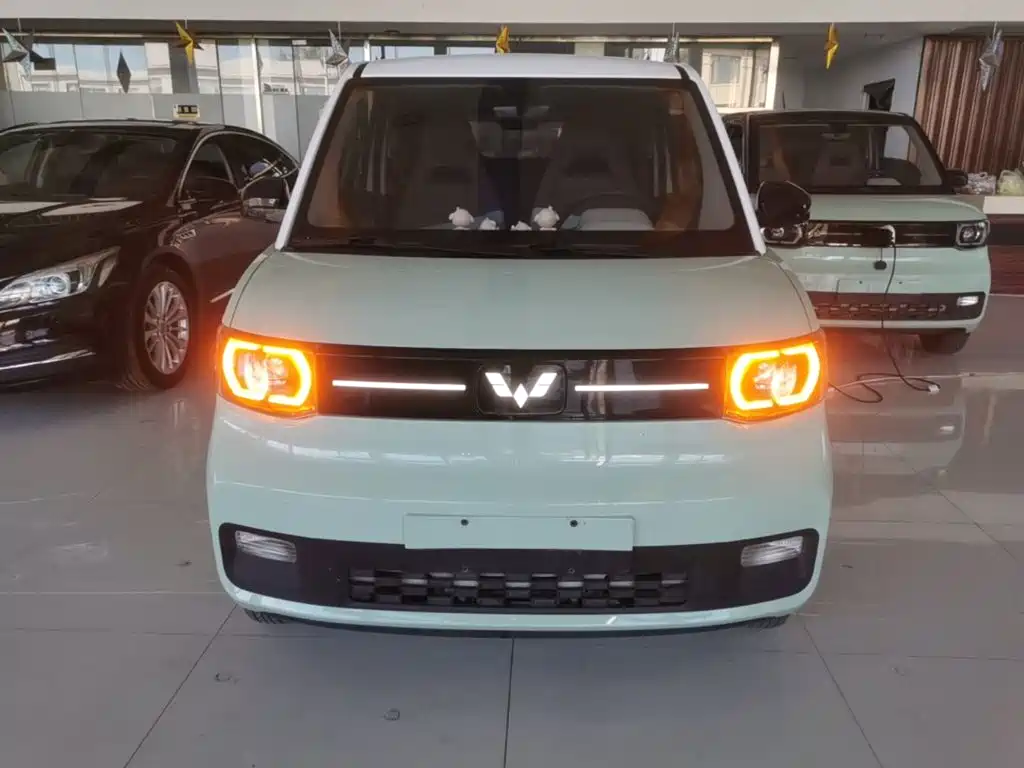 Wuling MINIEV — миниатюра 3