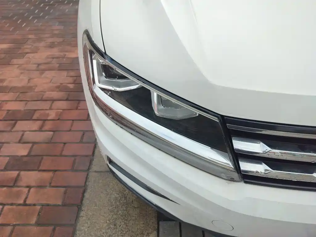 Volkswagen Tiguan L — миниатюра 25