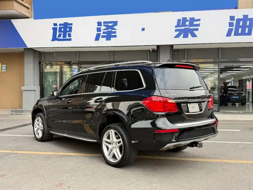Mercedes-Benz GL-Class — миниатюра 6