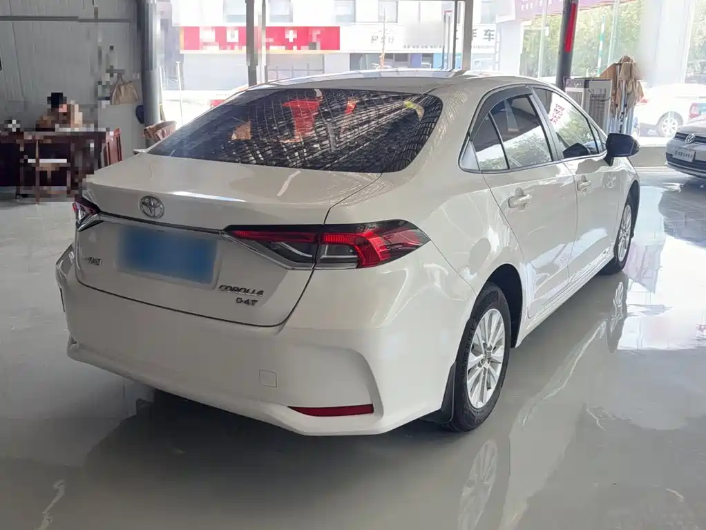 Toyota Corolla — миниатюра 14