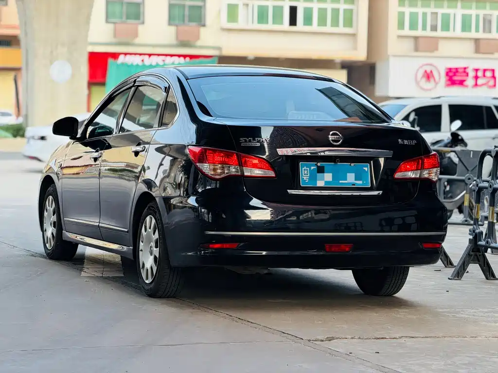 Nissan Sylphy — миниатюра 9