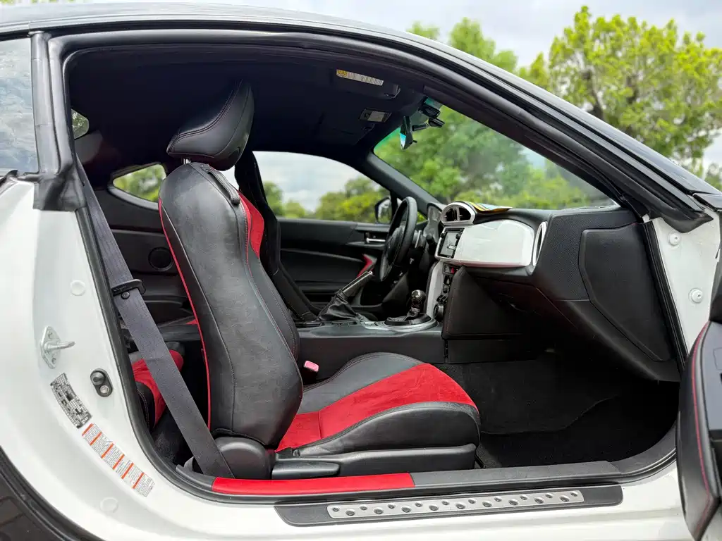 Toyota 86 2.0L Auto Luxury Type, фото 13