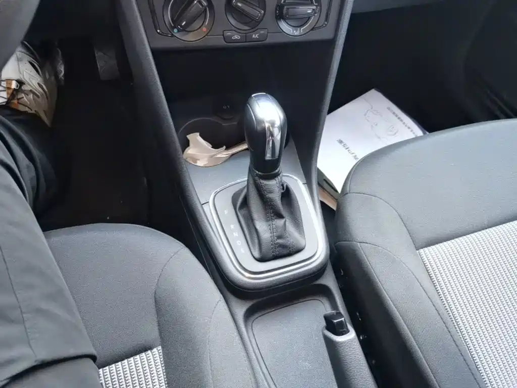 Volkswagen Polo — миниатюра 14