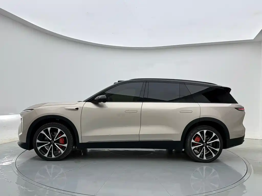 NIO ES8 2023 100kWh