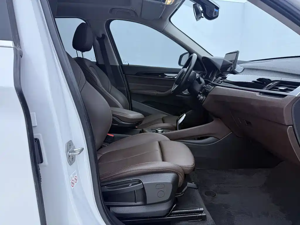 BMW X1 — миниатюра 18