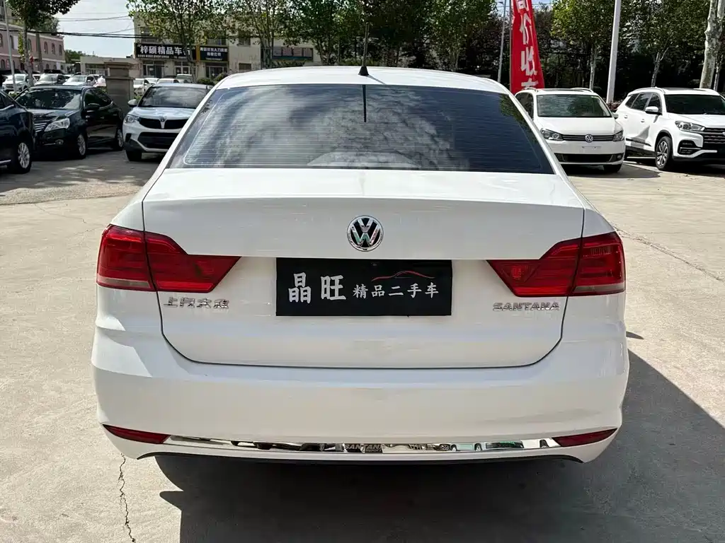Volkswagen Santana — миниатюра 7