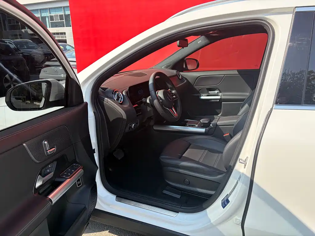 Mercedes-Benz EQA — миниатюра 7