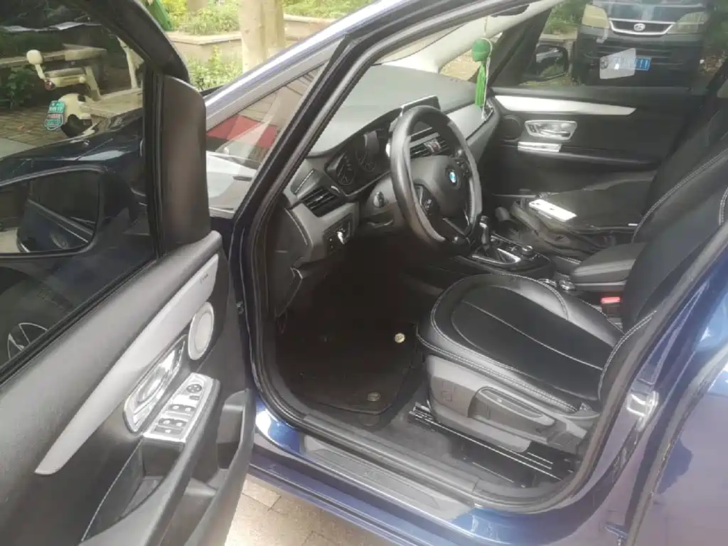 BMW 2 Series Gran Tourer — миниатюра 16