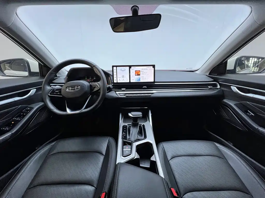Geely Emgrand — миниатюра 6