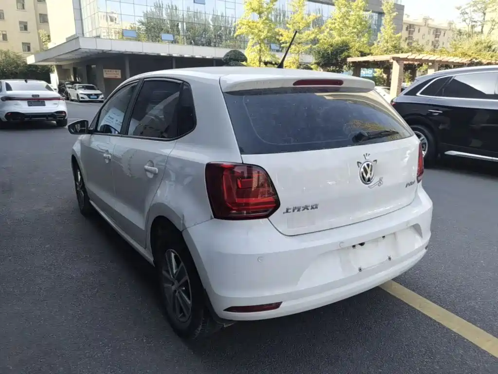 Volkswagen Polo — миниатюра 5