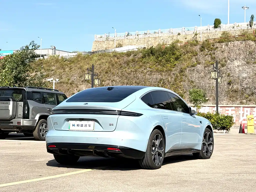 NIO ET5 — миниатюра 9