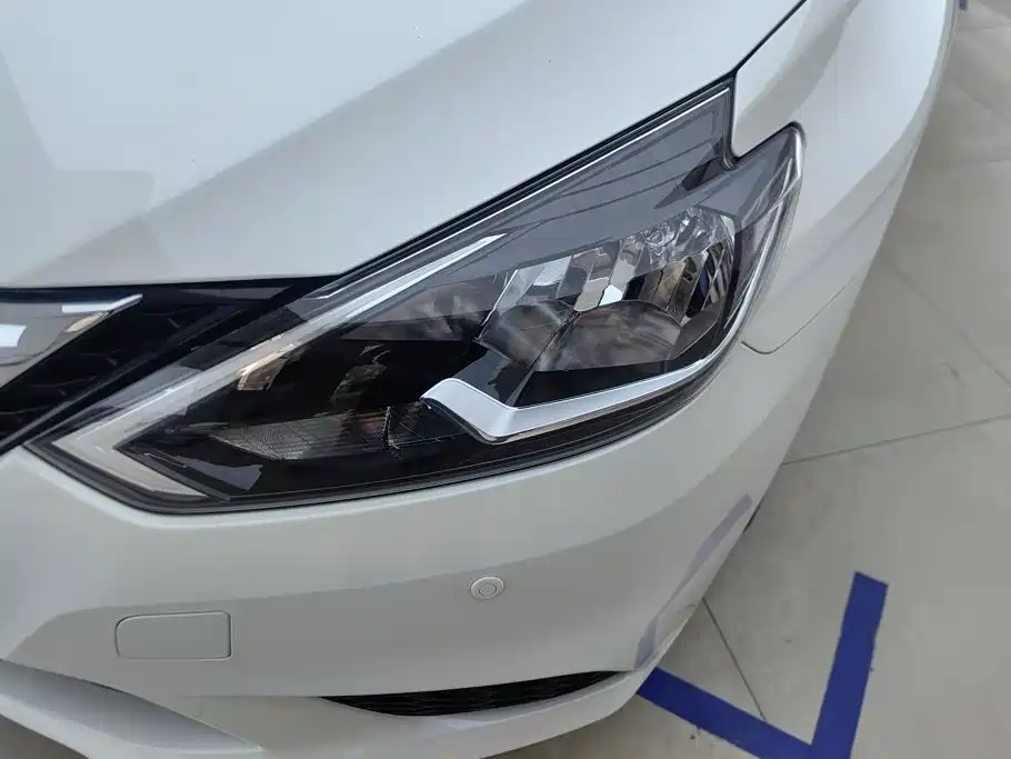 Nissan Sylphy — миниатюра 5