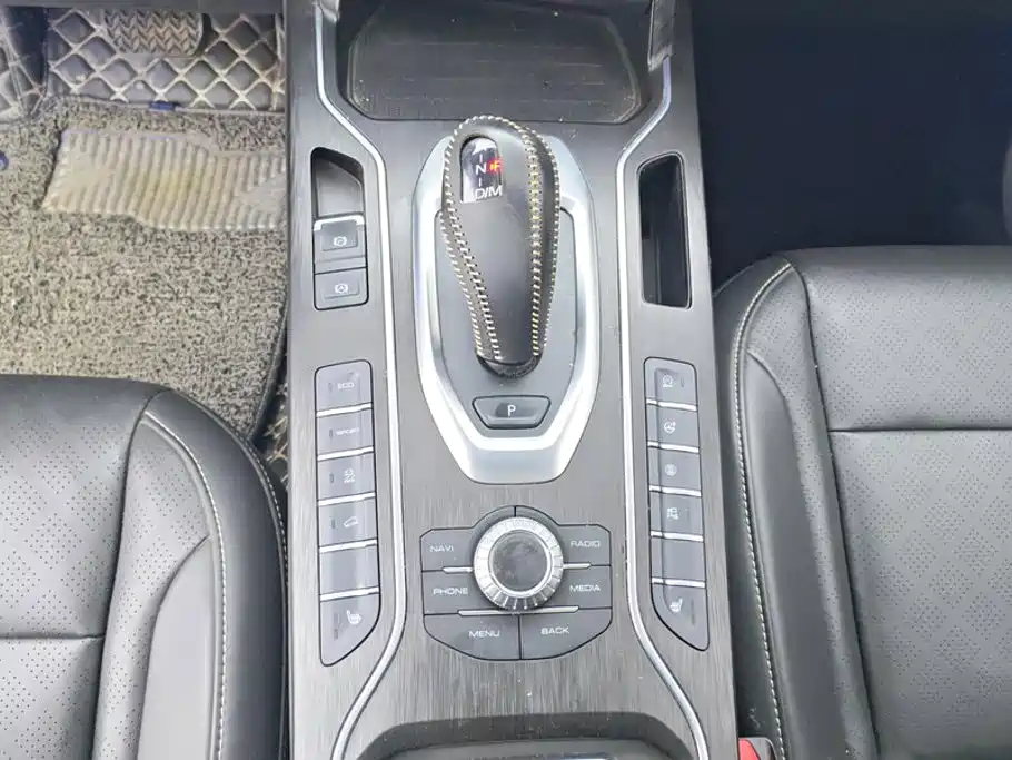 Wey Wey VV6 — миниатюра 16