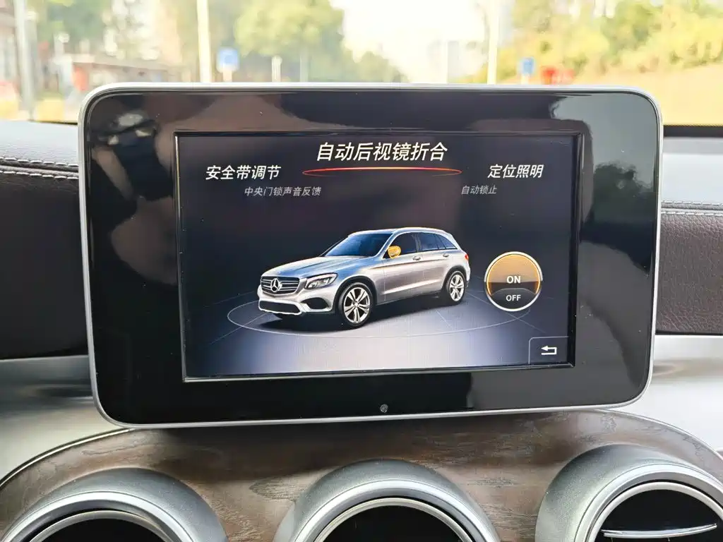 Mercedes-Benz GLC — миниатюра 17