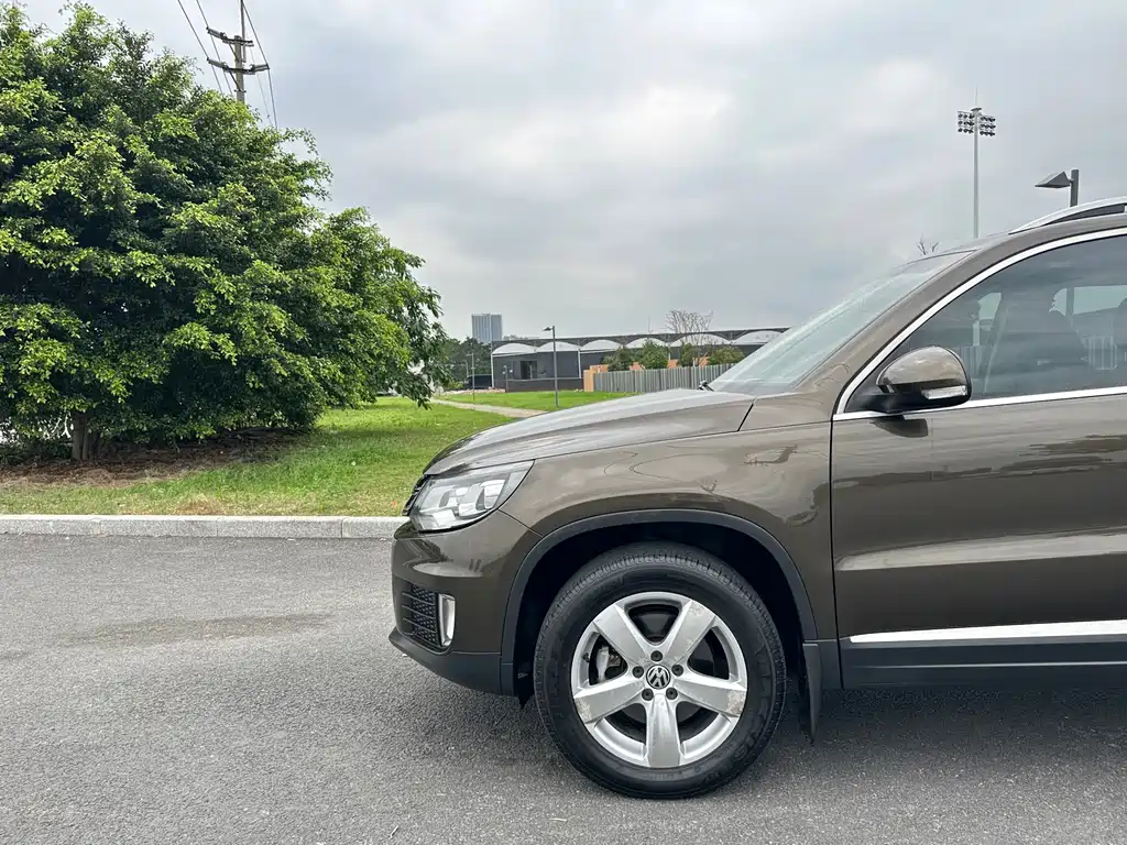 Volkswagen Tiguan 2013 1.8TSI AT Comfort