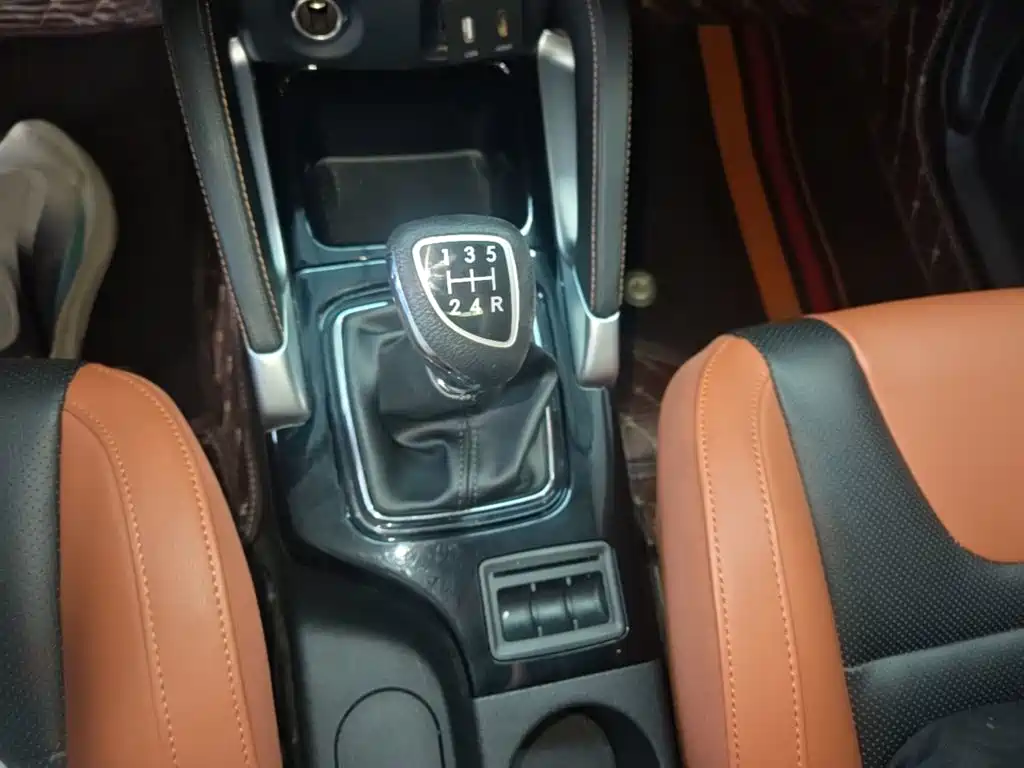 BAIC Senova X35 — миниатюра 14