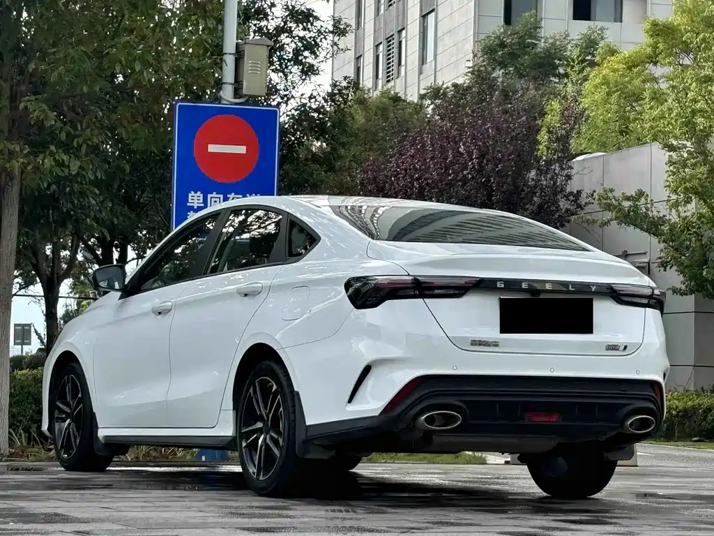 Geely Binrui — миниатюра 6