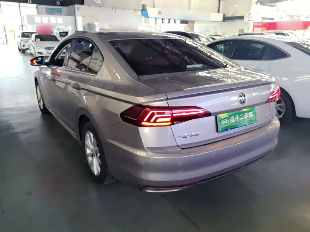 Volkswagen Bora — миниатюра 5