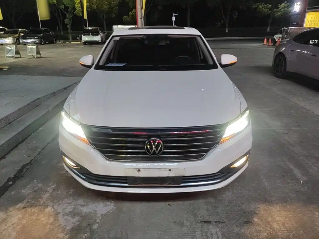 Volkswagen Lavida — миниатюра 3