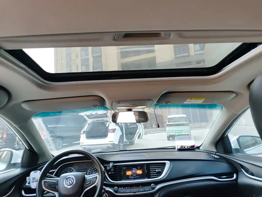 Buick Excelle — миниатюра 18