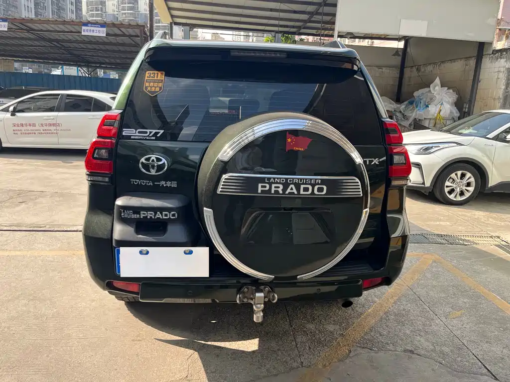 TOYOTA PRADO