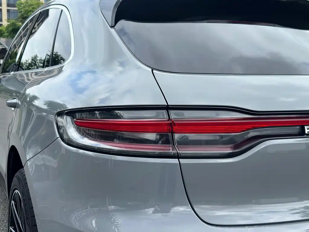 Porsche Macan — миниатюра 8