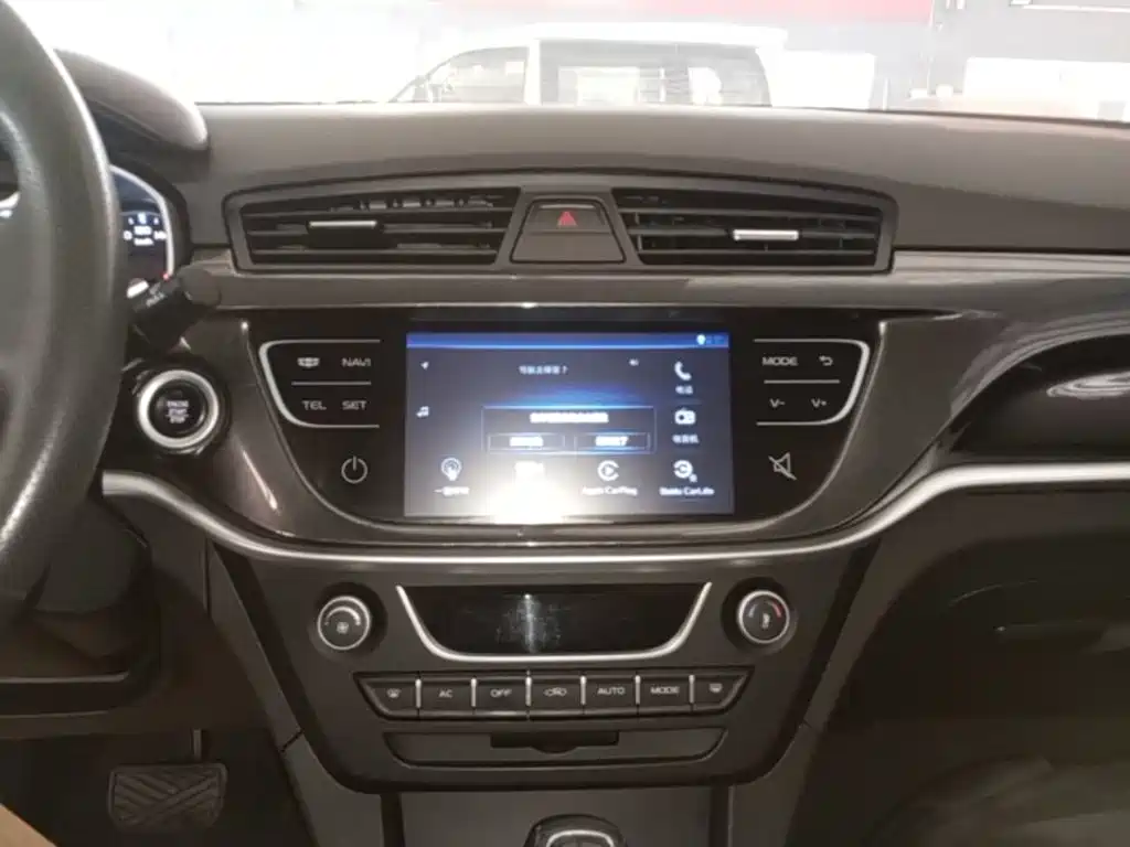Geely Emgrand — миниатюра 13