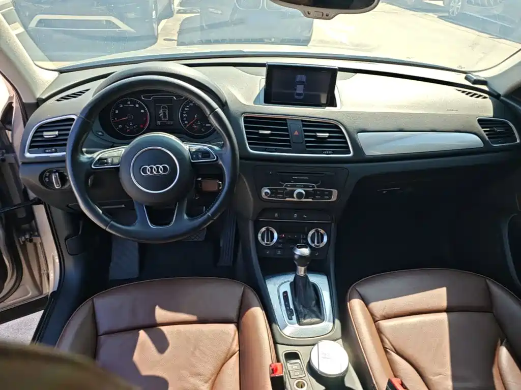 Audi Q3 — миниатюра 10