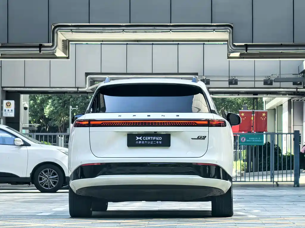 XPeng G9 — миниатюра 8