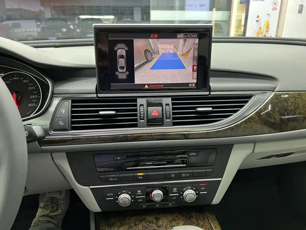 Audi A6L — миниатюра 7