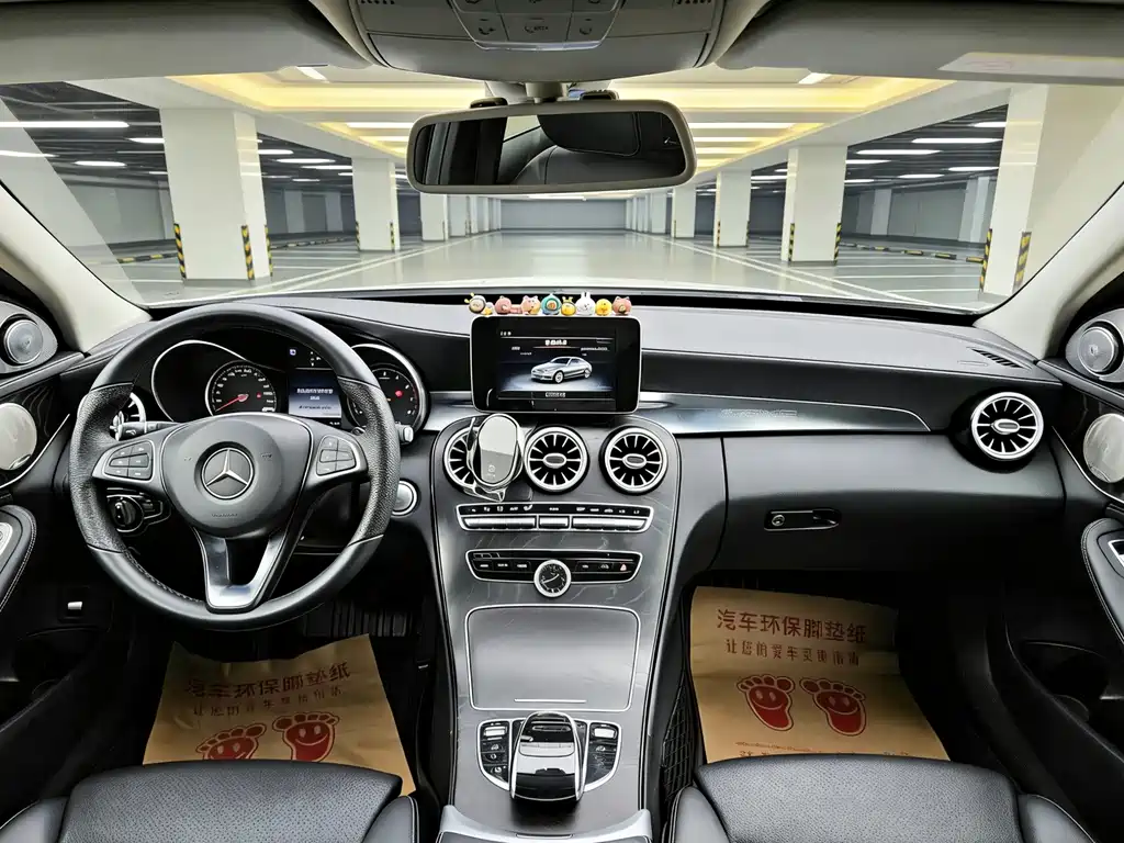 Mercedes-Benz C-Class — миниатюра 5