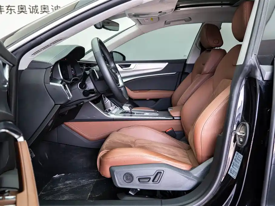 Audi A7L 2024 45 TFSI Luxury