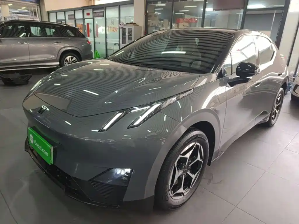 Lynk & Co 20 — миниатюра 2