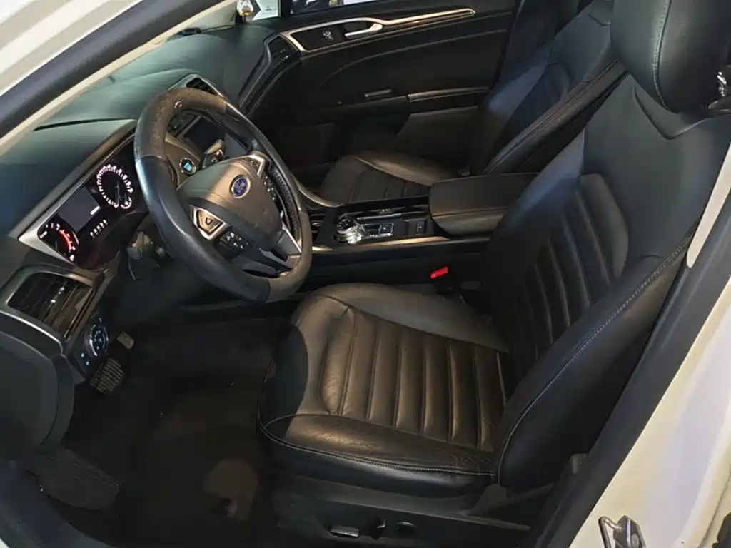 Ford Mondeo — миниатюра 15