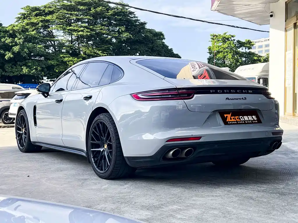 Porsche Panamera — миниатюра 3