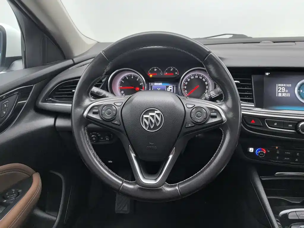 Buick Regal — миниатюра 11