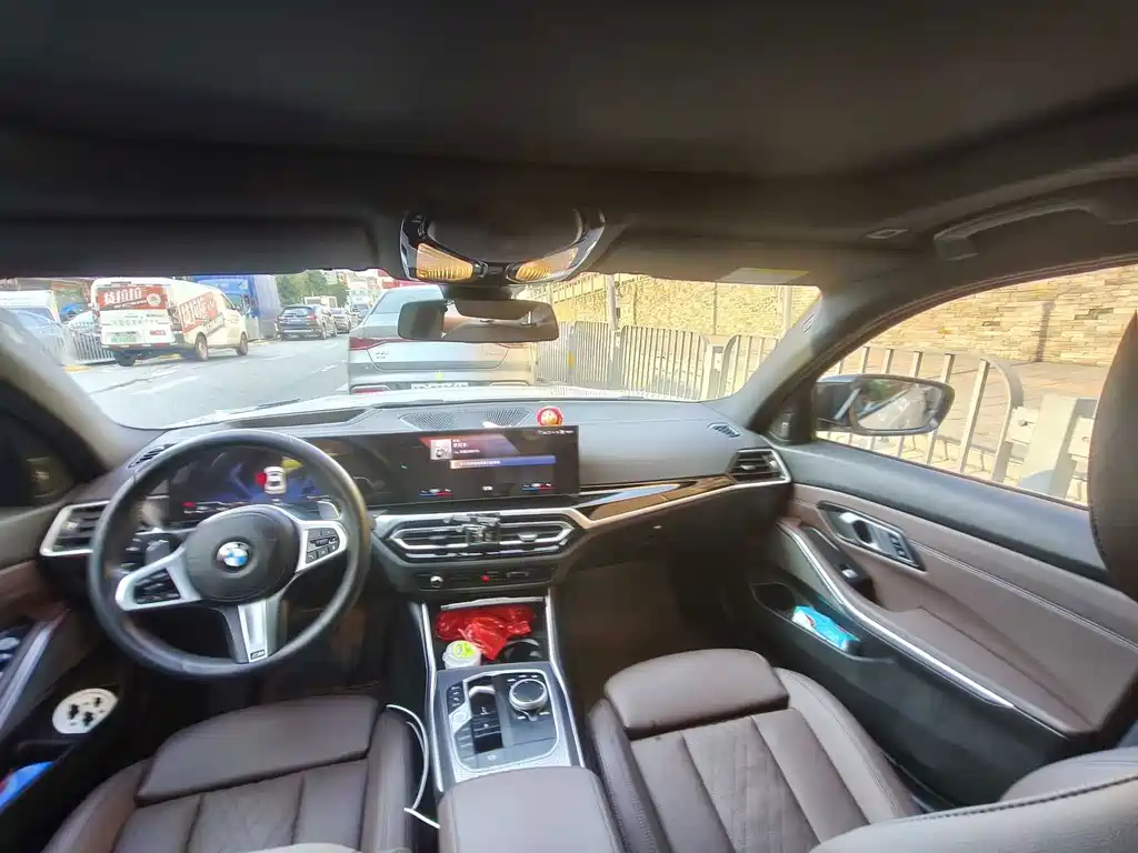 BMW 3 Series — миниатюра 6