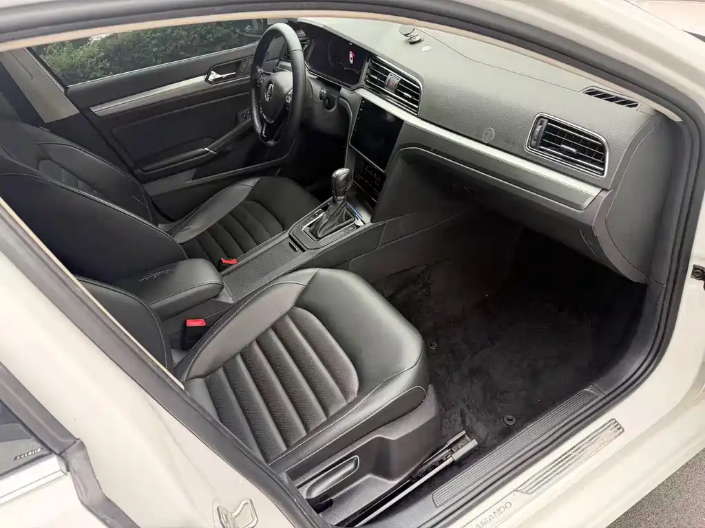 Volkswagen Lamando — миниатюра 19