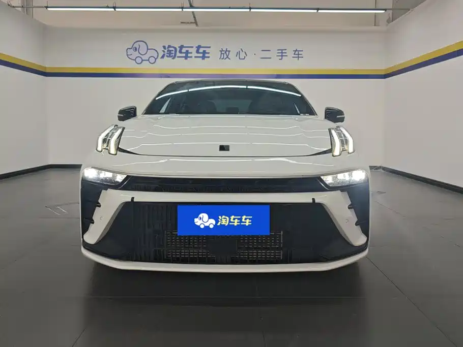 Lynk & Co 03 — миниатюра 2