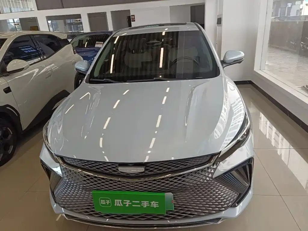 Geely L HiP — миниатюра 3