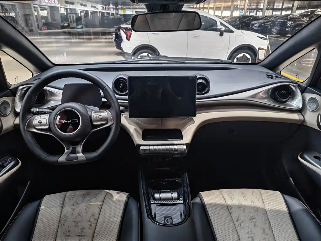 BYD Dolphin — миниатюра 9