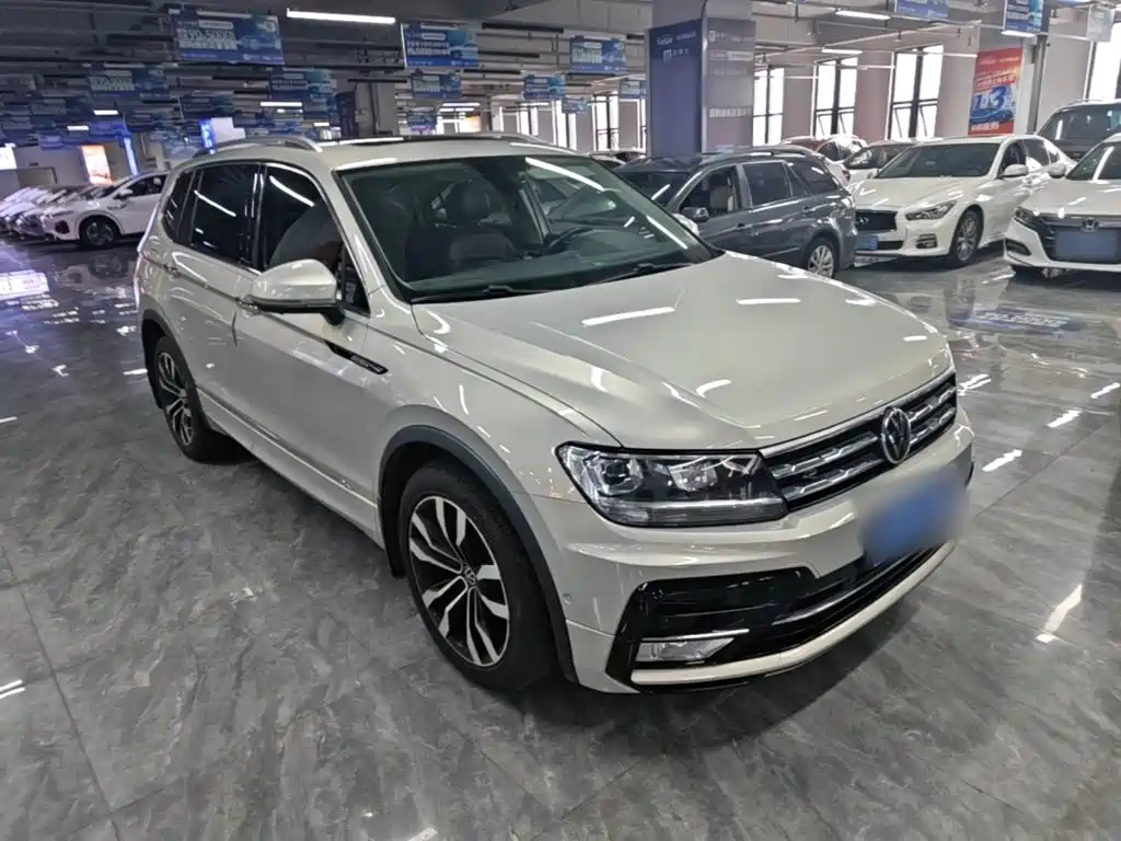 Volkswagen Tiguan L — миниатюра 4