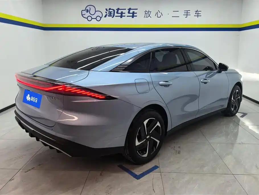 GEELY GALAXY GALAXY L6