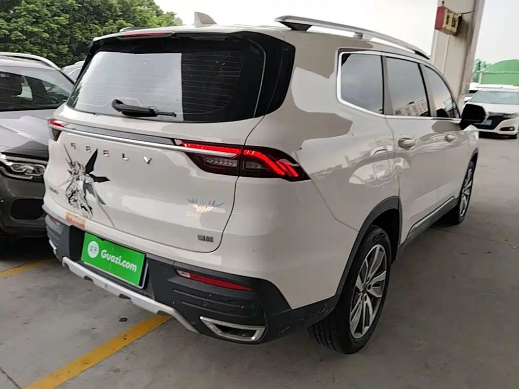 Geely Haoyue — миниатюра 7